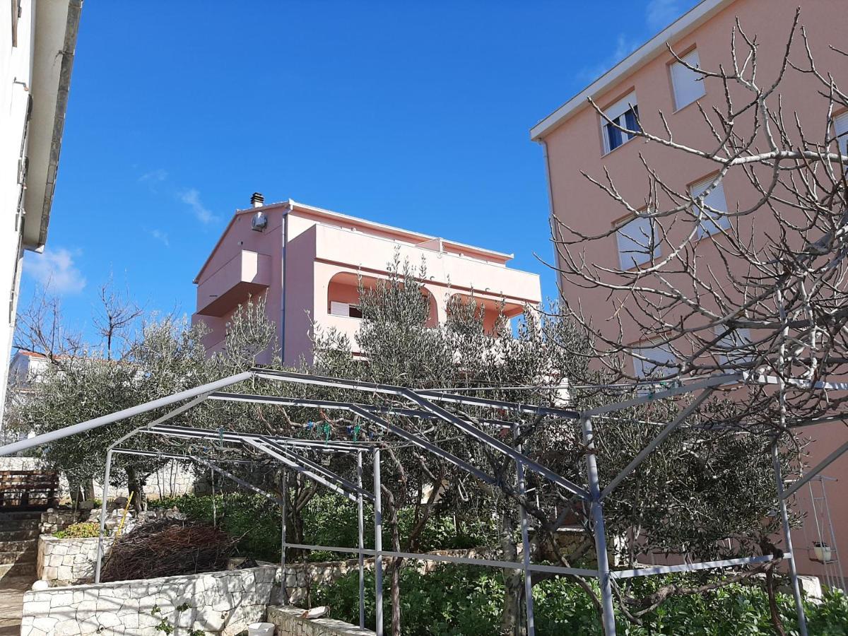 Apartments Ljulj トロギール エクステリア 写真