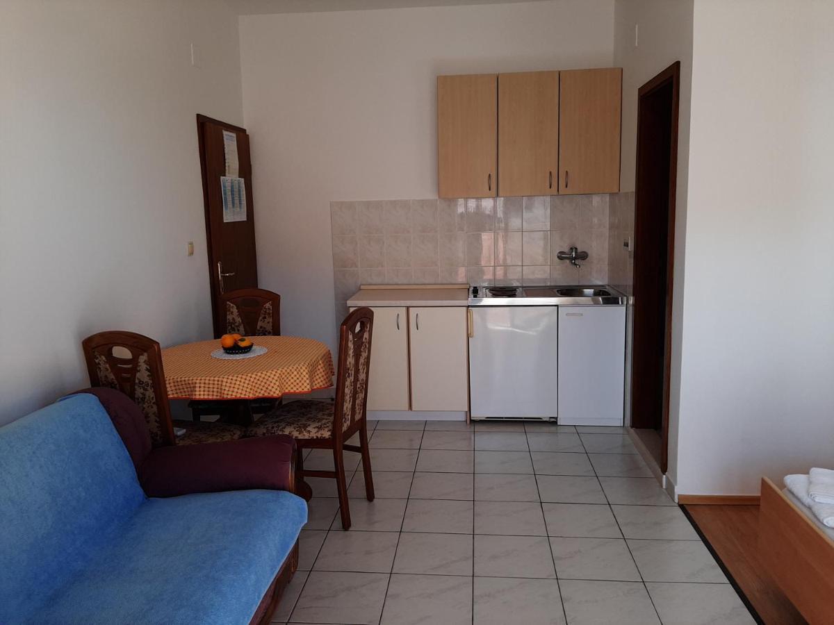 Apartments Ljulj トロギール エクステリア 写真