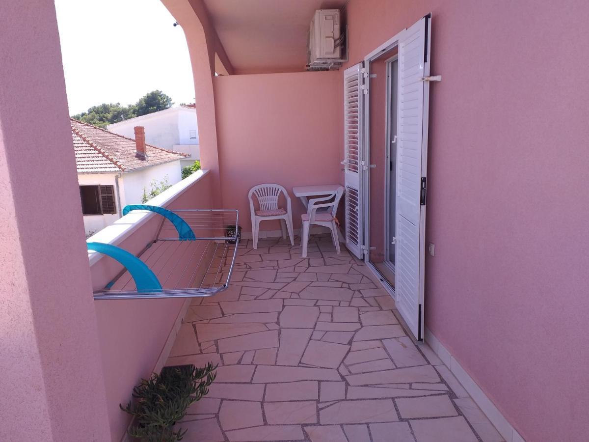 Apartments Ljulj トロギール エクステリア 写真